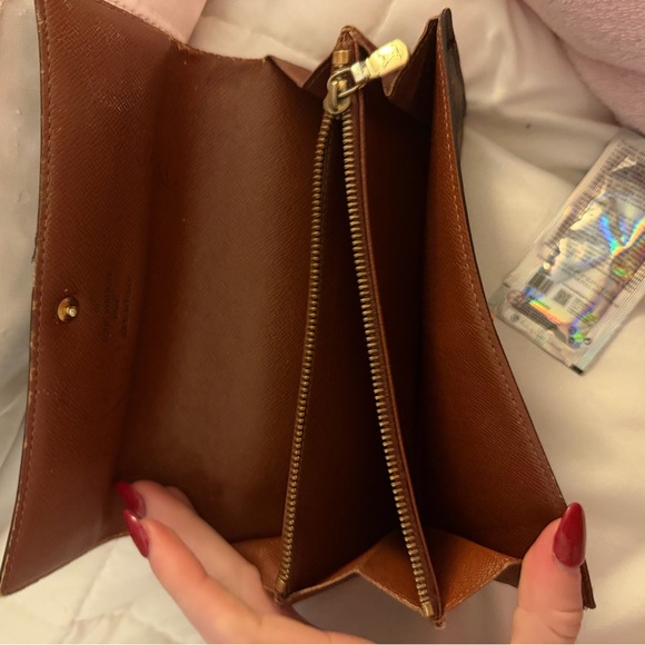 Louis Vuitton Dark Brown Monogram Clutch - Picture 5 of 7